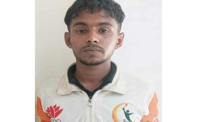 বন্দরে ফেন্সিডিল ও ইয়াবাসহ সৌরভ গ্রেপ্তার পলাতক ১