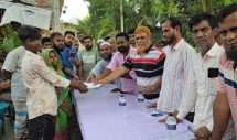 তারেক রহমানের পক্ষে জুলাই গণঅভ্যুত্থানে নিহত আরমানের পরিবারকে অনুদান দিলেন আজাদ