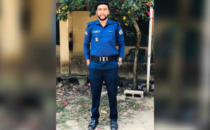 আড়াই হাজারের সন্তান পুলিশ কনস্টেবল জুয়েল গাজীপুরে  সড়ক দুর্ঘটনায় নিহত 
