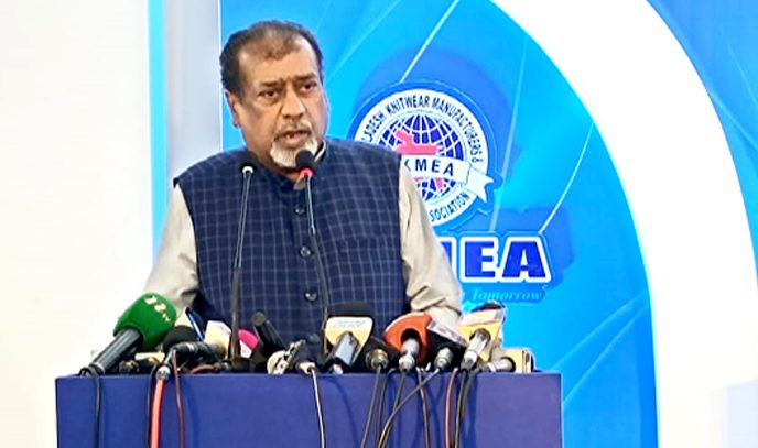 অপরাজনীতি জন্য পয়সা দিলে ব্যবসা  করতে পারবেন না : সেলিম ওসমান