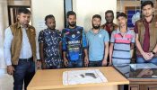নারায়ণগঞ্জ ডিবি পুলিশের অভিযানে অস্ত্র-গুলিসহ চার সন্ত্রাসী গ্রেফতার