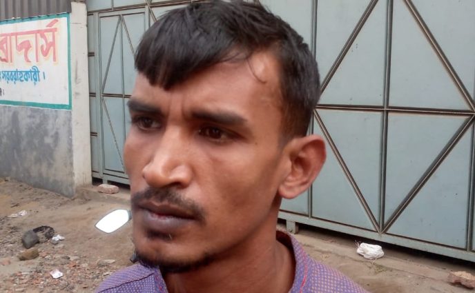 ফতুল্লায় অটোরিকশা নিয়ে পালানোর সময় চোরকে গনপিটুনি দিয়ে পুলিশে সোপর্দ