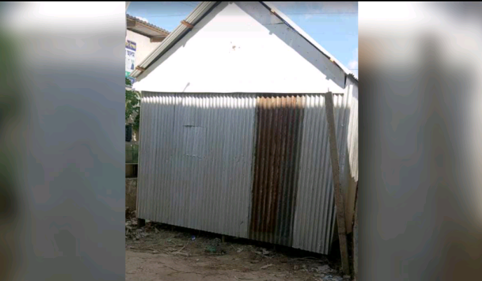 কালাপাহাড়িয়ায় আদালতের নিষেধাজ্ঞা অমান্য  করে দোকানঘর নির্মাণ