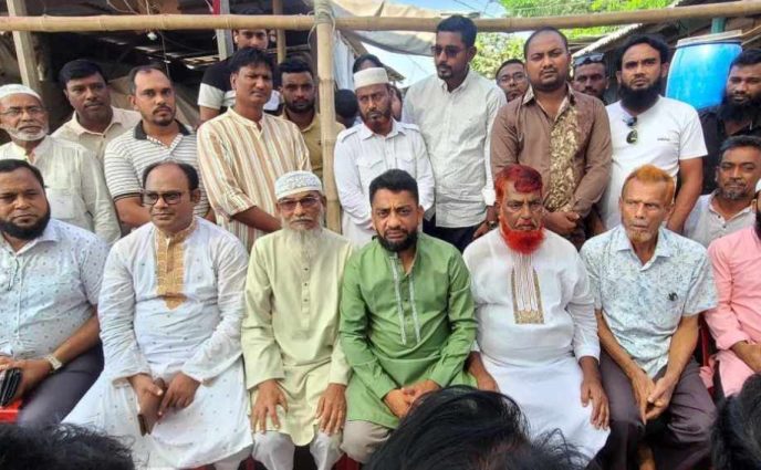 ইঞ্জিনিয়ার মাসুমের নেতৃত্বে শান্তি মিছিল ও অবস্থান কর্মসূচি