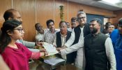 রূপগঞ্জে স্বতন্ত্র  প্রার্থী  শাহজাহান  ভূঁইয়ার  মনোনয়ন ফরম জমাদান সম্পন্ন
