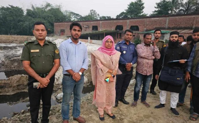 আড়াইহাজারে পরিবেশ দূষণের অভিযোগে  ১ লাখ টাকা জরিমানা, কারখানা বন্ধ
