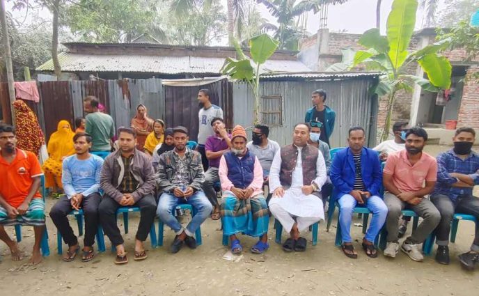 রূপগঞ্জে স্বতন্ত্র  প্রার্থী  জয়নাল হাজারীর উঠান বৈঠক