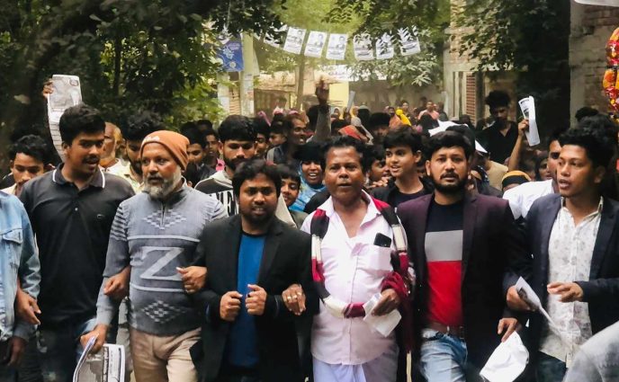 রূপগঞ্জে স্বতন্ত্র প্রার্থী বিজয় লক্ষ্যে গণ সংযোগ