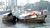বন্দরে চোরাই ফার্নিস ওয়েল ভর্তি ট্রলার জব্দ