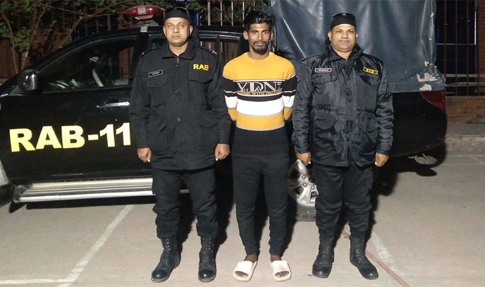 সিদ্ধিরগঞ্জে সাজাপ্রাপ্ত পলাতক আসামি গ্রেপ্তার