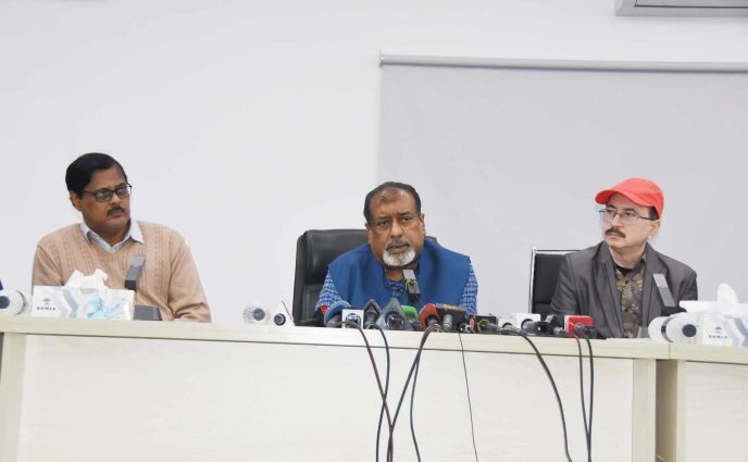 মাদক বন্ধ করার দায়িত্ব প্রশাসনের, রাজনীতিবিদদের নয় : সেলিম ওসমান