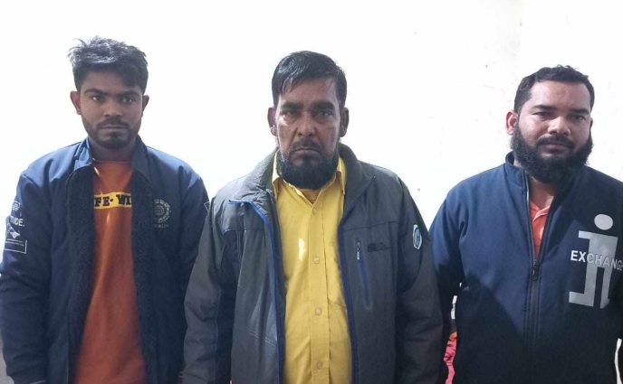 আড়াইহাজারে মেলার নামে অশ্লীল নিত্য ও জুয়া, বন্ধ করে দন্ড দিল মোবাইল কোর্ট