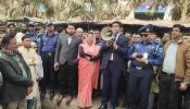 রূপগঞ্জে উচ্ছেদ অভিযানে এসে ৭ দিনের সময় দিলেন ইউএনও আহসান মাহমুদ রাসেল
