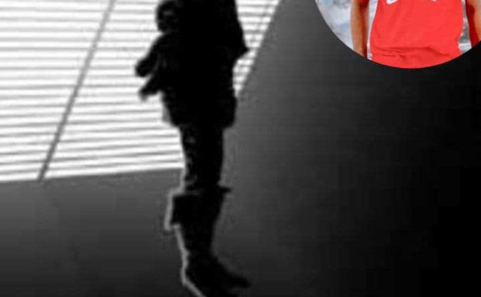 বন্দরে রাব্বি নামে এক যুবকের গলায় ফাঁস লাগিয়ে আত্মহত্যা