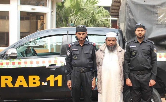আড়াইহাজারে বিপুল পরিমাণ অবৈধ ভিওআইপি সরঞ্জামসহ গ্রেপ্তার ১