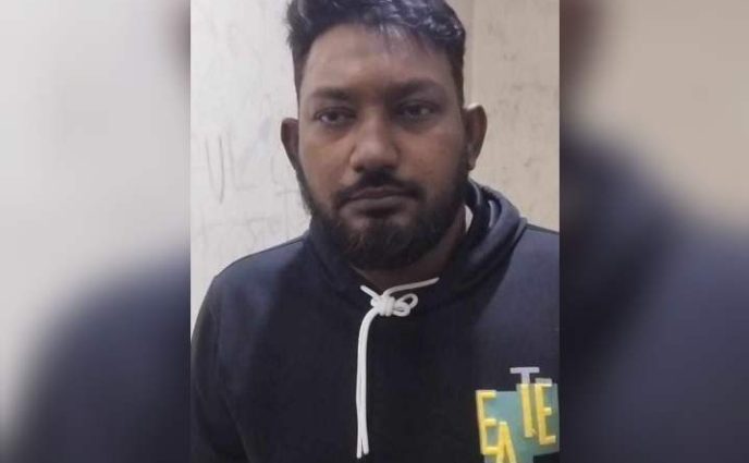 ভাসুরের বটির কুপে কব্জি হারালেন সাবিনা