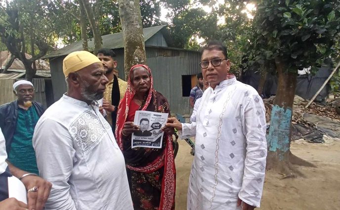 পিরোজপুর ইউনিয়ন পরিষদের উপনির্বাচনে ৩নং ওয়ার্ডে মোরগ মার্কার নির্বাচনী প্রচারণা পুরোদমে