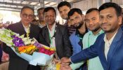 রূপগঞ্জে মাইটিভির চেয়ারম্যান নাসির উদ্দীন সাথীকে ফুলেল শুভেচ্ছা