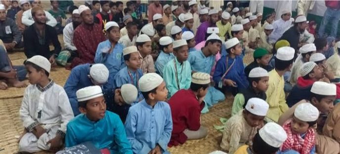 মানবতায়-“৯৪” গ্রুপের দোয়া ও ইফতার মাহফিল।