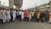 রূপগঞ্জে ইউপি  চেয়ারম্যানের উপর হামলার প্রতিবাদে মহাসড়ক অবরোধ ও বিক্ষোভ মিছিল