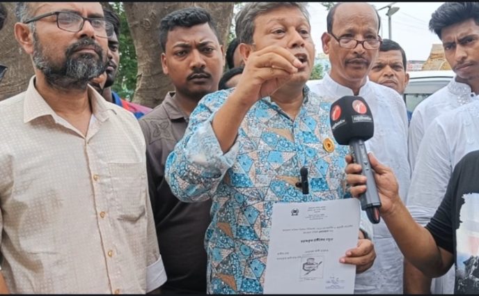 সোনারগাঁও উপজেলাকে স্মার্ট সোনারগাঁও হিসেবে উপহার দেব।