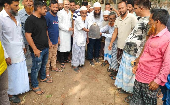 রূপগঞ্জের জাঙ্গীর-ভিংরাবো সড়ক নির্মাণ কাজের উদ্বোধন