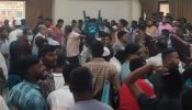 প্রতীক বরাদ্দের সময় রিটার্নিং কর্মকর্তার সামনে মেয়র প্রার্থীর উপর হামলা, সম্মেলন কক্ষ ভাংচুর