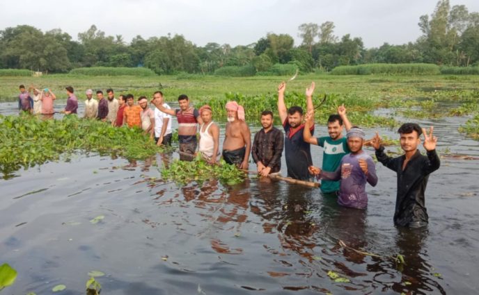 রূপগঞ্জে দেশবাংলা সংগঠনের উদ্যোগে রাসেল ভাইপারসহ ডেঙ্গু মশার আবাসস্থল ধ্বংস কার্যক্রম উদ্বোধন