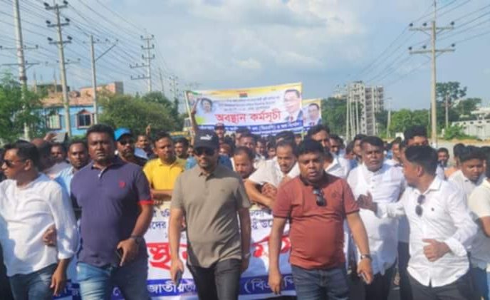 আমরা গণতান্ত্রিক আড়াইহাজার গড়তে বদ্ধপরিকর – নজরুল ইসলাম আজাদ
