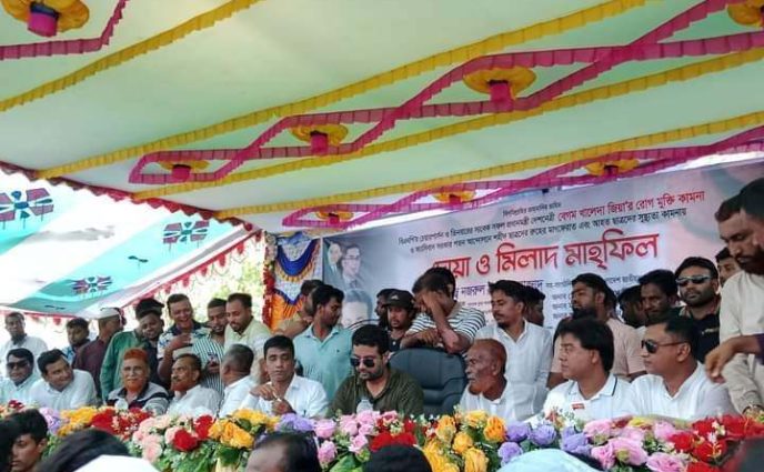 আইনশৃঙ্খলা ভন্ডুল করার চেষ্টা করলে কঠোর হস্তে দমন করা হবে-নজরুল ইসলাম আজাদ