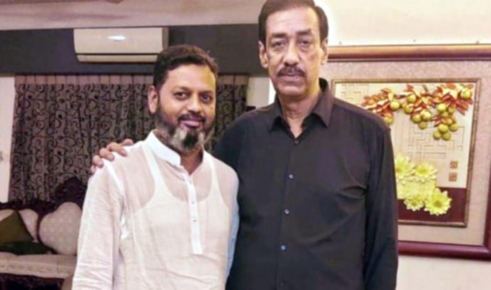 সিদ্ধিরগঞ্জে কাউন্সিলর রিপনের আয়নাবাজি