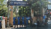 সেনাবাহিনী নিরাপত্তা দিচ্ছে আড়াইহাজার থানাকে