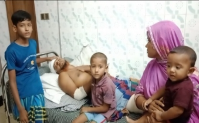 আড়াইহাজারে কুপিয়ে হত্যাচেষ্টার ঘটনায় গ্রেফতার হয়নি কেউ,নিরাপত্তাহীনতায় পরিবার
