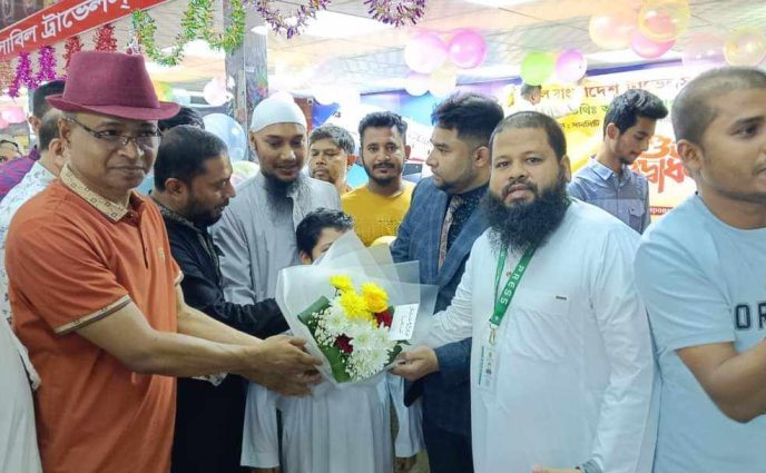 রিয়াদে জনপ্রিয় ইসলামী  বক্তা আবু তোহা  আদনান
