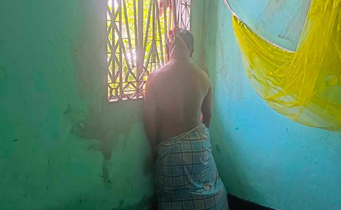 রূপগঞ্জে যুবকের ঝুলন্ত লাশ উদ্ধার, পরিবারের অভিযোগ হত্যা