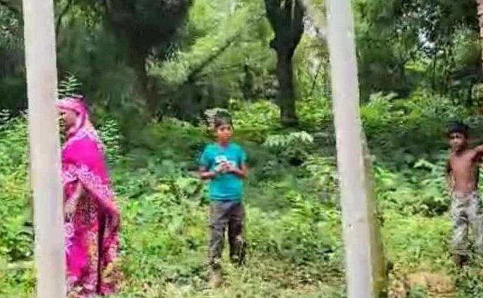 রুপগঞ্জে সন্ত্রাসী সিরাজ ও ইমন মিয়ার বিরুদ্ধে জমি দখলের অভিযোগ
