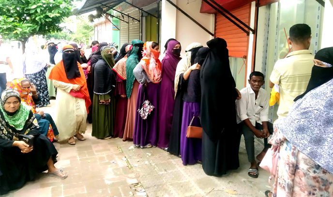 বন্দরে ২৩নং ওয়ার্ডে টিসিবি’র কার্ড বিক্রি অভিযোগ  