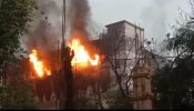 সোনারগাঁয়ে মেঘনা গ্রুপের টিস্যু কারখানায় ভয়াবহ অগ্নিকাণ্ড