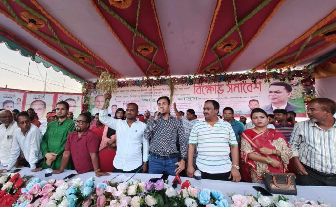 মাদক,সন্ত্রাস ও নৈরাজ্যের প্রতিবাদে রূপগঞ্জে যুবদলের বিক্ষোভ সমাবেশ