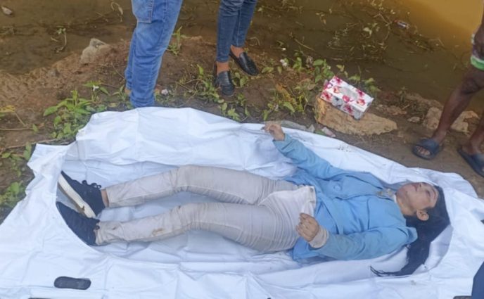 পূর্বাচল লেক থেকে অজ্ঞাত তরুণীর মরদেহ উদ্ধার