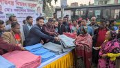 সিদ্ধিরগঞ্জে প্রতিষ্ঠা বার্ষিকী উপলক্ষে কৃষক দলের শীতবস্ত্র বিতরণ