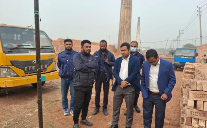 আড়াইহাজারে অবৈধ  ইটভাটাকে  ৫০ হাজার টাকা জরিমানা