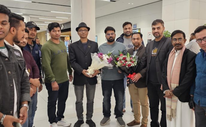 রিয়াদ কিং খালেদ এয়ারপোর্টে  প্রবাসী  লক্ষীপুর জেলা বিএনপির সভাপতি  মিনহাজ  সংবর্ধিত