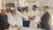 রূপগঞ্জে উপজেলা নির্বাহী কর্মকর্তার অফিস ঘেরাএ, স্মারক লিপি প্রদান
