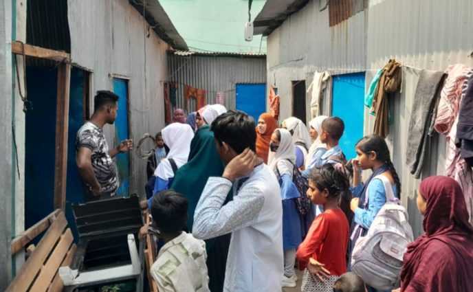 সিদ্ধিরগঞ্জে গ্যাসের লিকেজ থেকে বিস্ফোরণ, নারী-শিশুসহ ৮ জন অগ্নিদগ্ধ