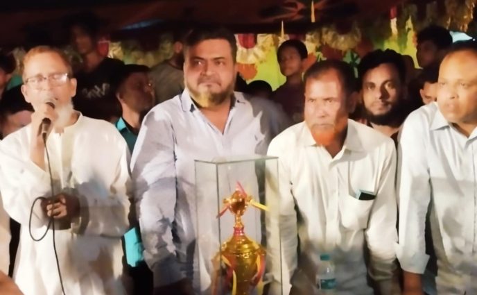 আড়াইহাজারে রাত্রীকালিন ক্রিকেট টুর্ণামেন্ট অনুষ্ঠিত