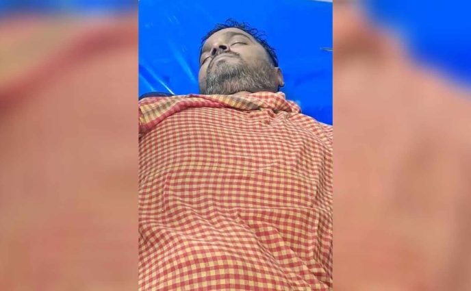 আড়াইহাজারে আম কুড়াতে গিয়ে বজ্রপাতে কৃষকের মৃত্যু