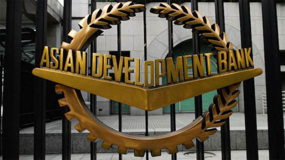 রাজনৈতিক অনিশ্চয়তা জিডিপি প্রবৃদ্ধিকে দুর্বল করেছে: এডিবি