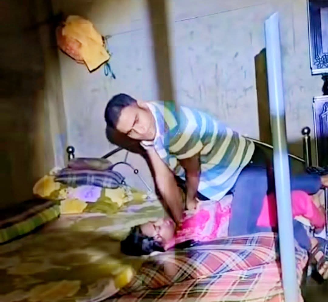 আড়াইহাজারে স্ত্রীকে হত্যাচেষ্টার অভিযোগে স্বামী গ্রেপ্তার, নির্যাতনের ভিডিও ভাইরাল