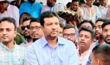 শিক্ষার্থীদের মাঝে উপহার বিতরণ, মাদকের বিরুদ্ধে কঠোর হওয়ার আহ্বান এমপি আজাদের